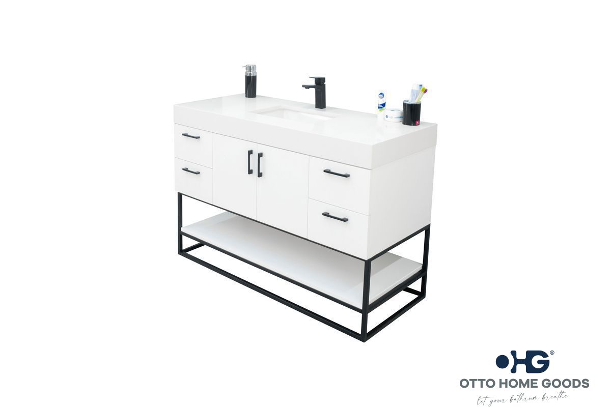 Solana White 48