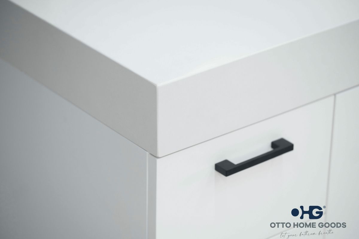 Solana White 48